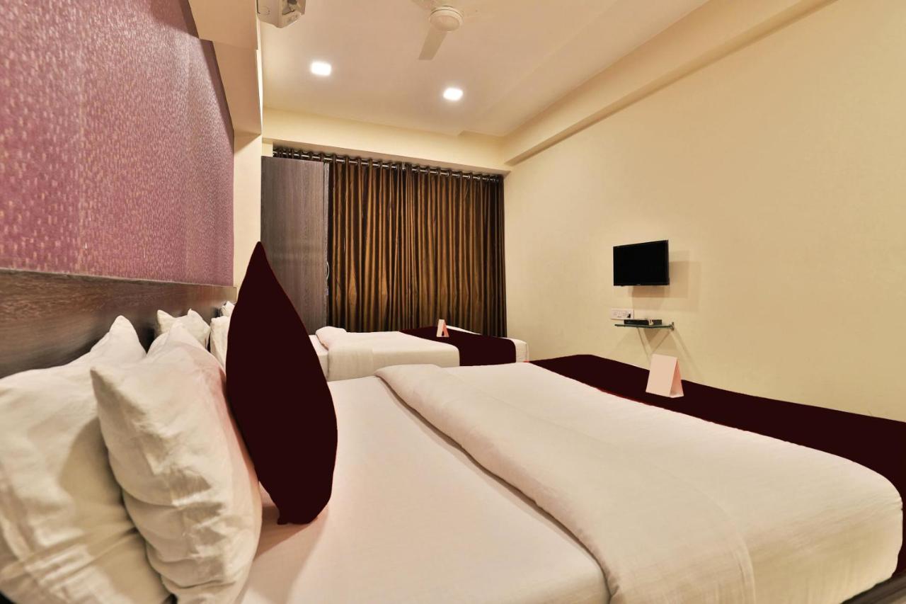 Hotel Royal Rituals Vesu Сурат Экстерьер фото